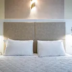Residenza Alessandra Oda ve Kahvaltı 4*