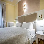 Residenza Alessandra Oda ve Kahvaltı 4*