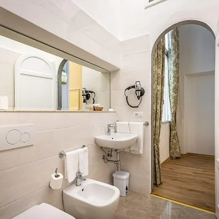 Residenza Alessandra Frühstückspension Florenz