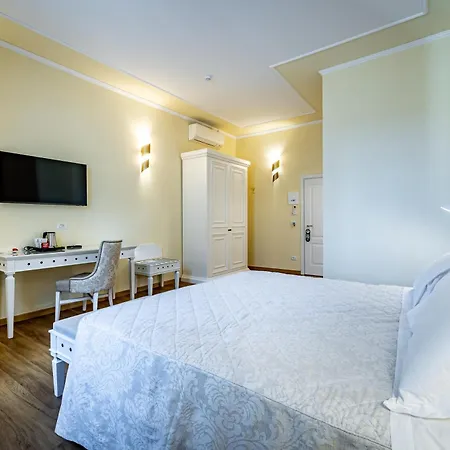Residenza Alessandra 4*