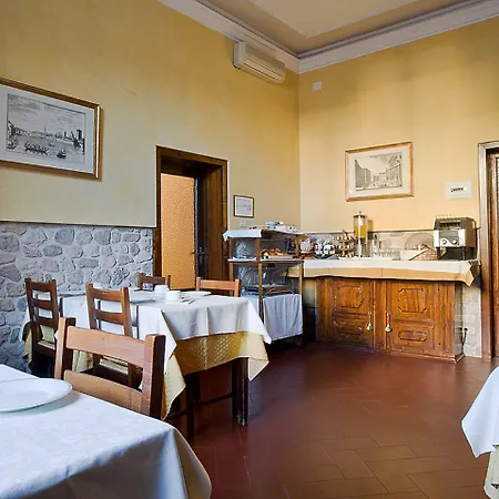 Residenza Alessandra Bed and Breakfast 4*