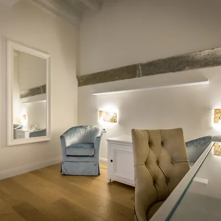 Residenza Alessandra Bed and Breakfast 4*